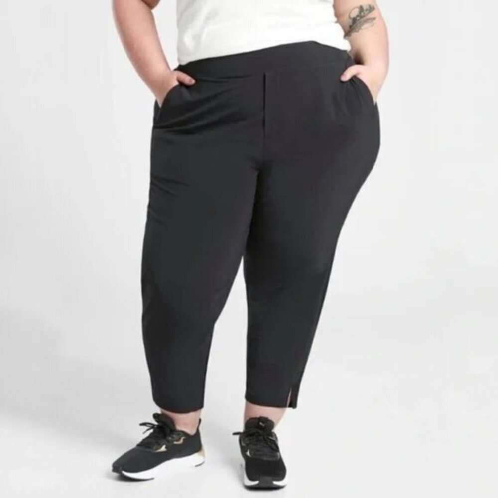 Athleta‎ Brooklyn Ankle Trouser Pants in Black Size 14